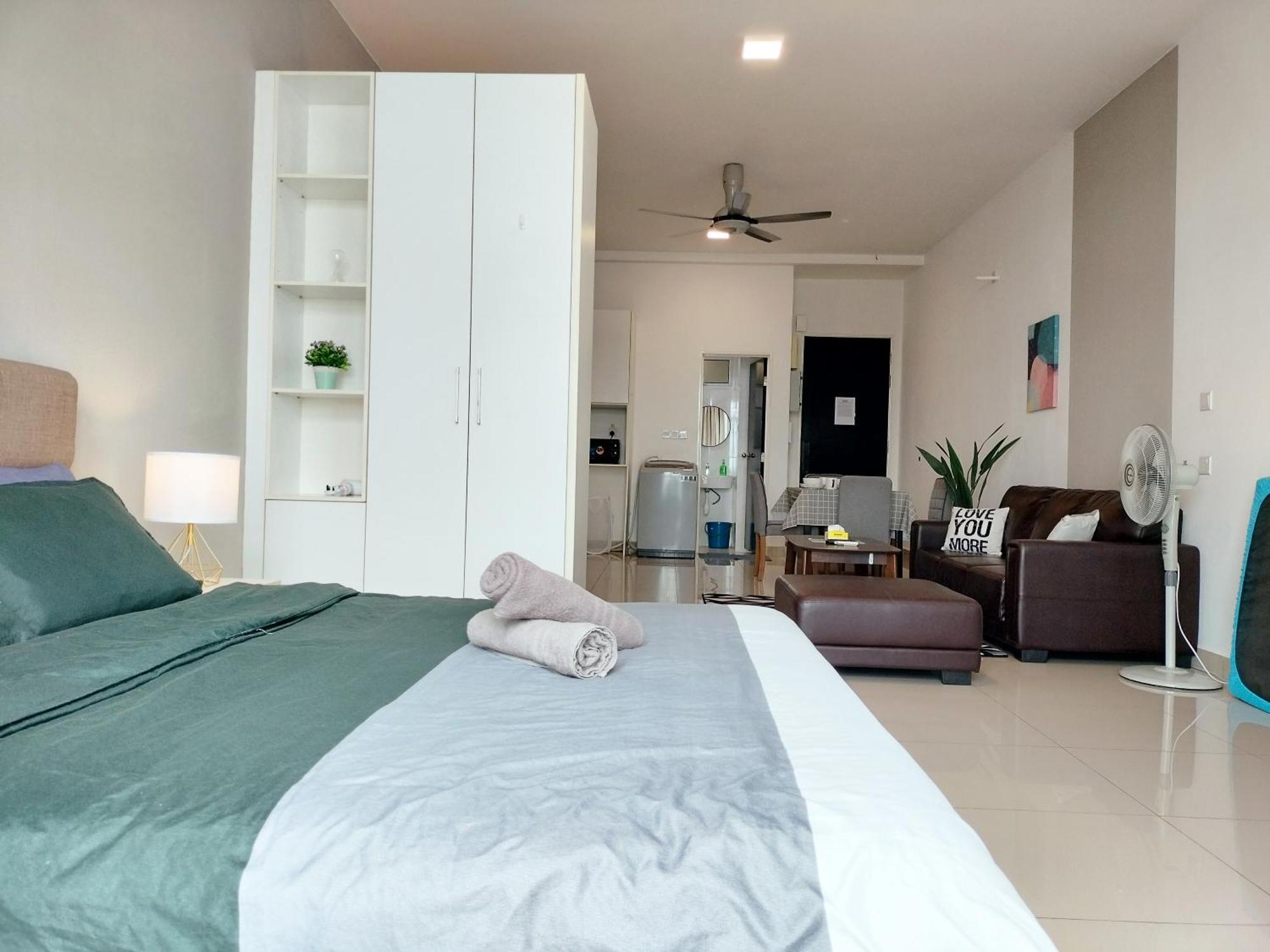 Delight Homestay Twin Galaxy Johor Bahru Exterior foto